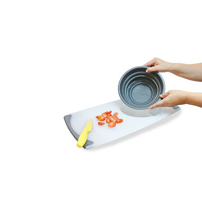 cutting-board-&-strainer