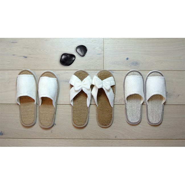 organic-slippers-with-crossed-strap