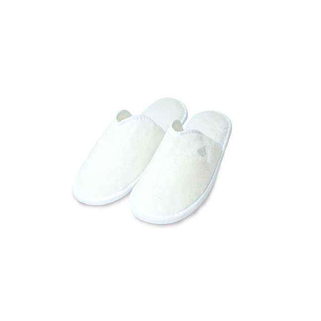 velour-slippers-close-toe