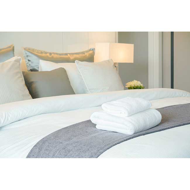 fabric-poluster-bed-scarf