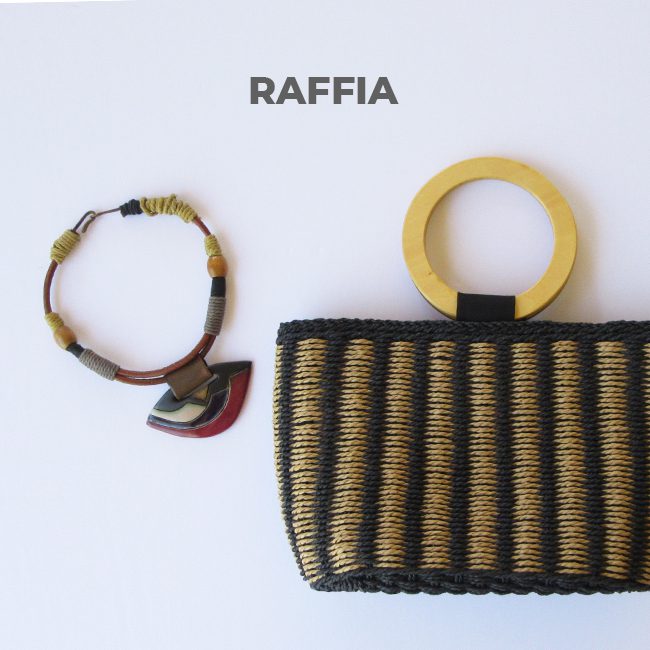 raffia-mini-bag-double-ring-wood-handle