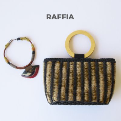 raffia-mini-bag-double-ring-wood-handle